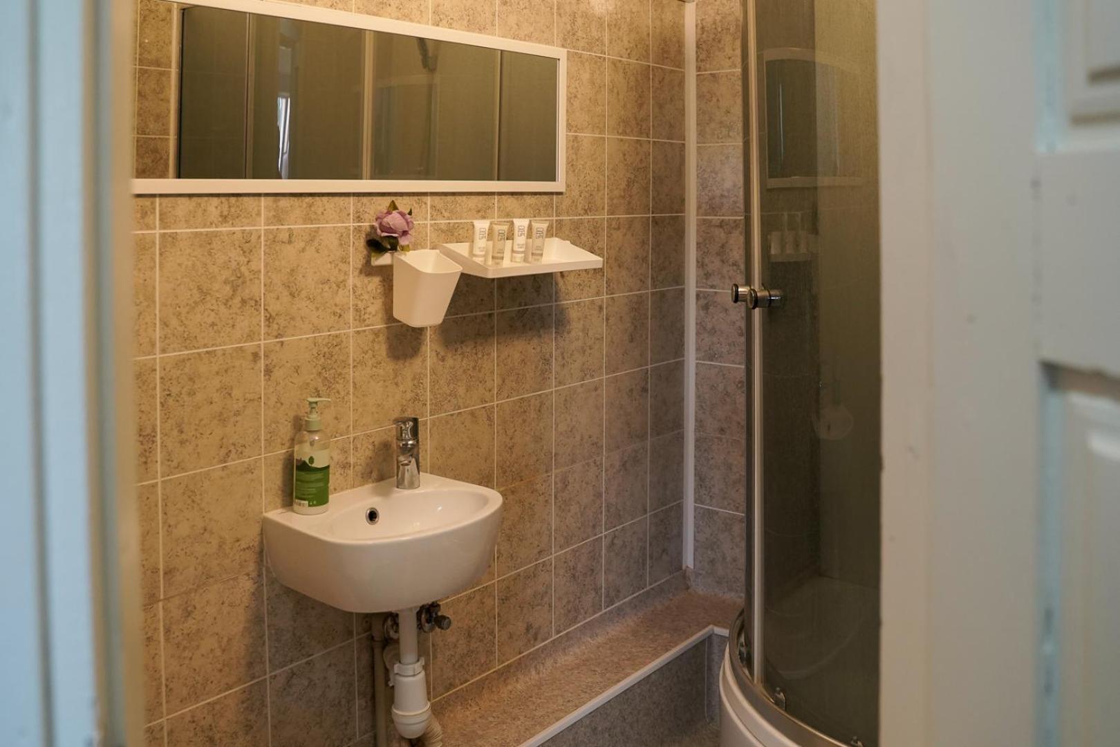 Apartamentai Birstono Centre Su Zidiniu Бирштонас Экстерьер фото